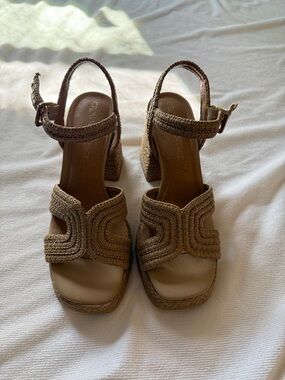 DSW Crown Vintage Delanna Sandal